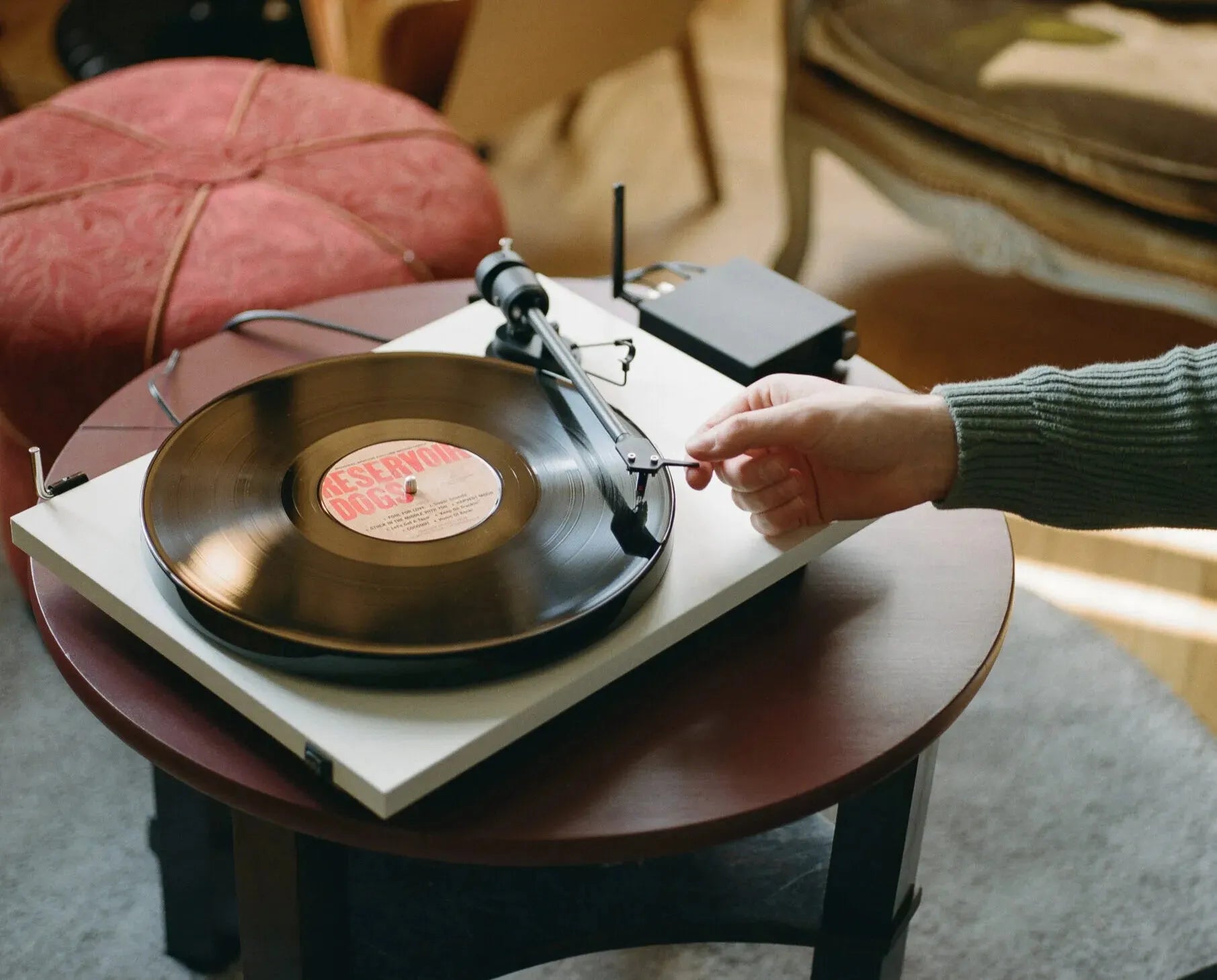 Pro-Ject E1 - Plattenspieler